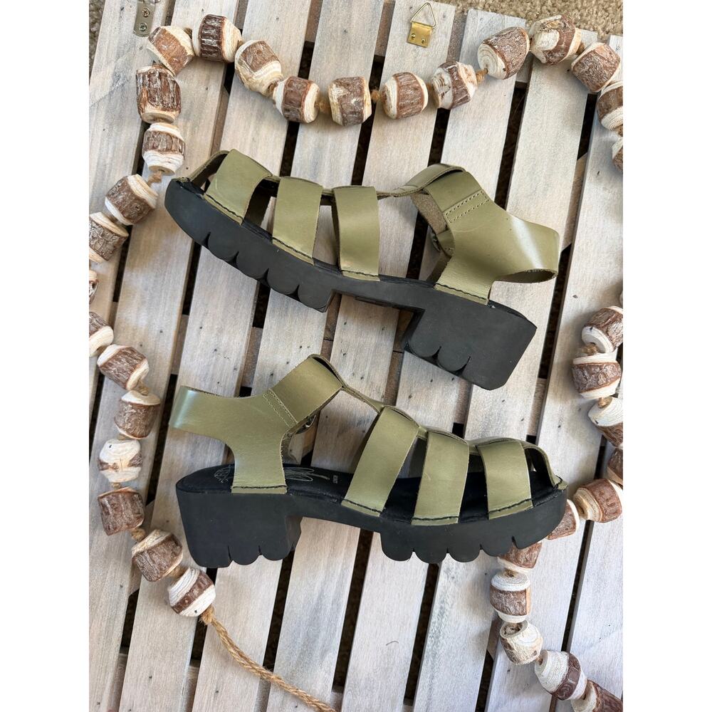 Fly London EMME511FLY Green Strappy Buckle Strap Heel Sandal - Picture 3 of 10